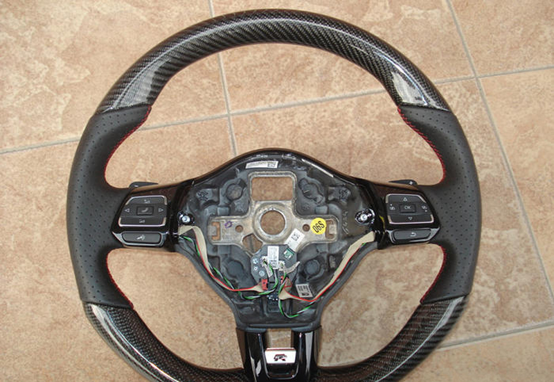 碳纖維方向盤(pán)|碳纖維汽車配件廠家|碳纖維汽車用品工廠|碳纖維汽車用具